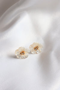 Shell Flower Earrings
